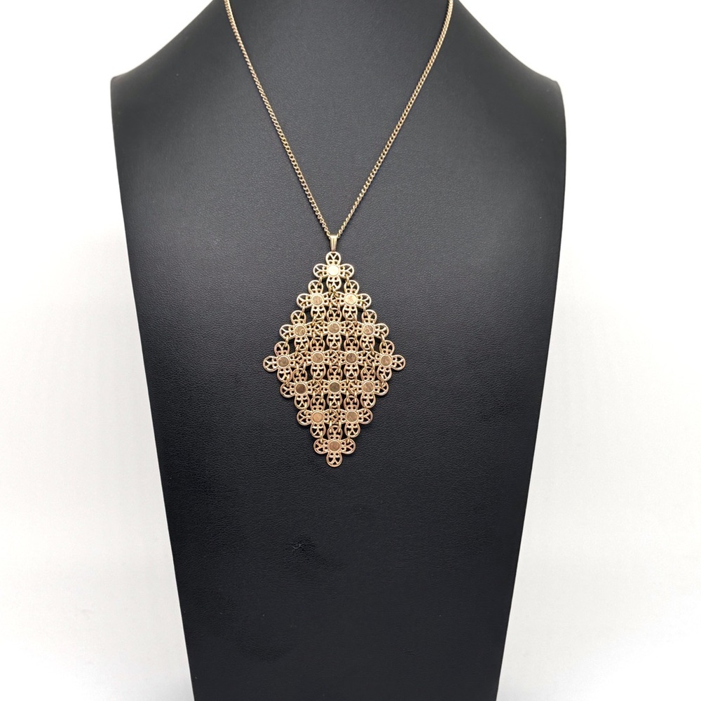 Vintage Sarah Coventry Golden Petals Floral Mesh Pendant Necklace 1971